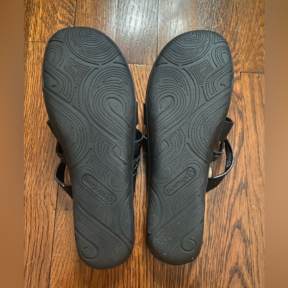 Baretraps Women’s JORRY Slide Sandals Sz 9.5 Medium 9.5M Black Wedges NEW Shoes - Picture 2 of 7